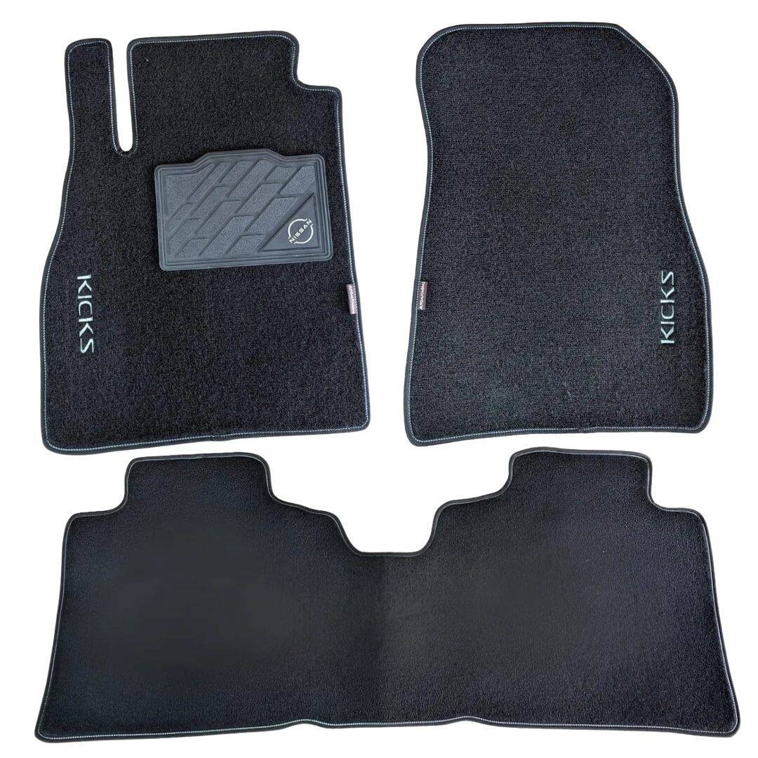 Tapetes Nissan Kicks 2023-2026 Alfombra (3 Piezas)