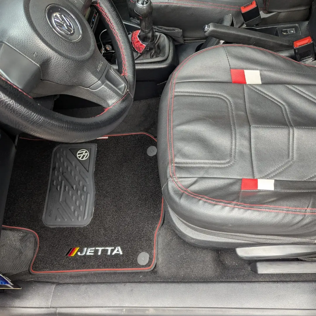 Tapetes Volkswagen Jetta Clásico Alfombra (2006-2015) (3 Piezas) - Imagen 4